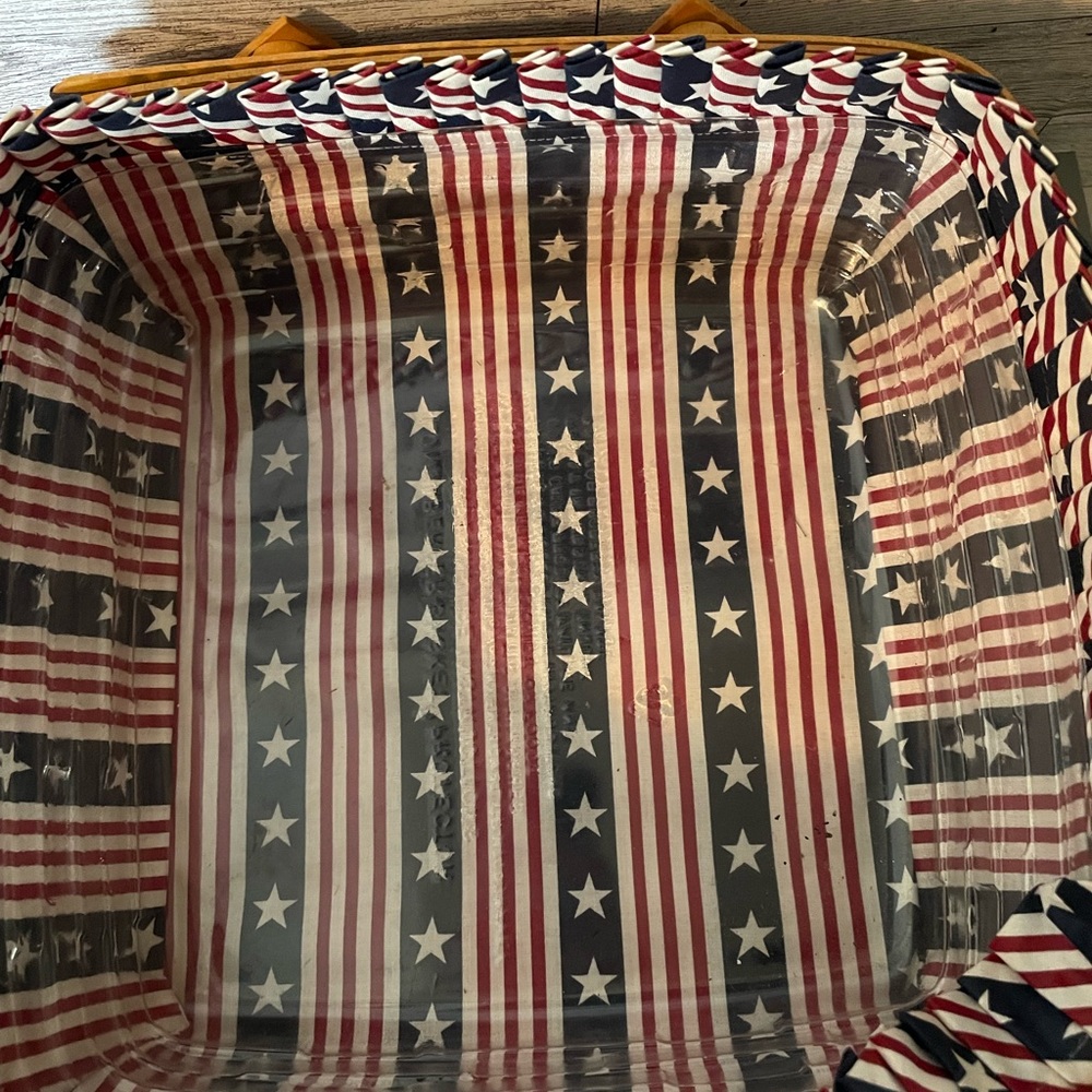 Longaberger 1998 All American Pie Basket - Picture 2 of 4
